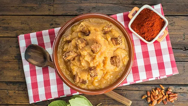 Extremadura gastronoomia sõnastik: pipirigañast zonrangolloni