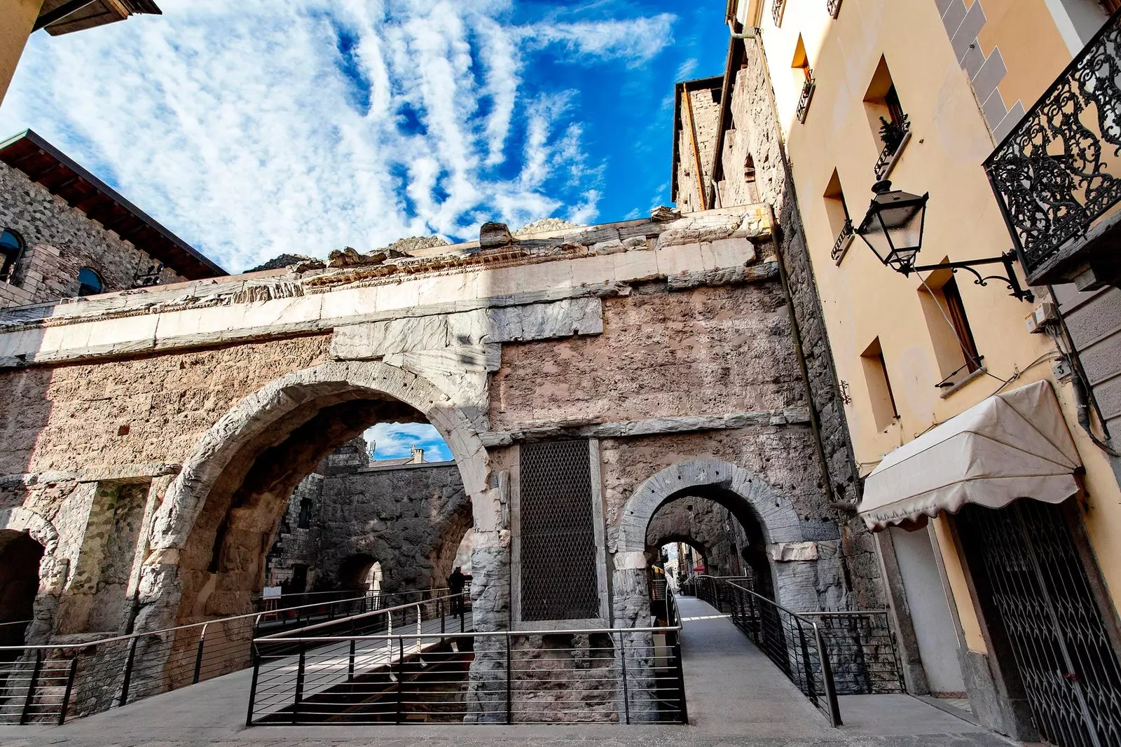 A cidade tornou-se o arco triunfal por onde desfilavam os personagens mais ilustres da história europeia