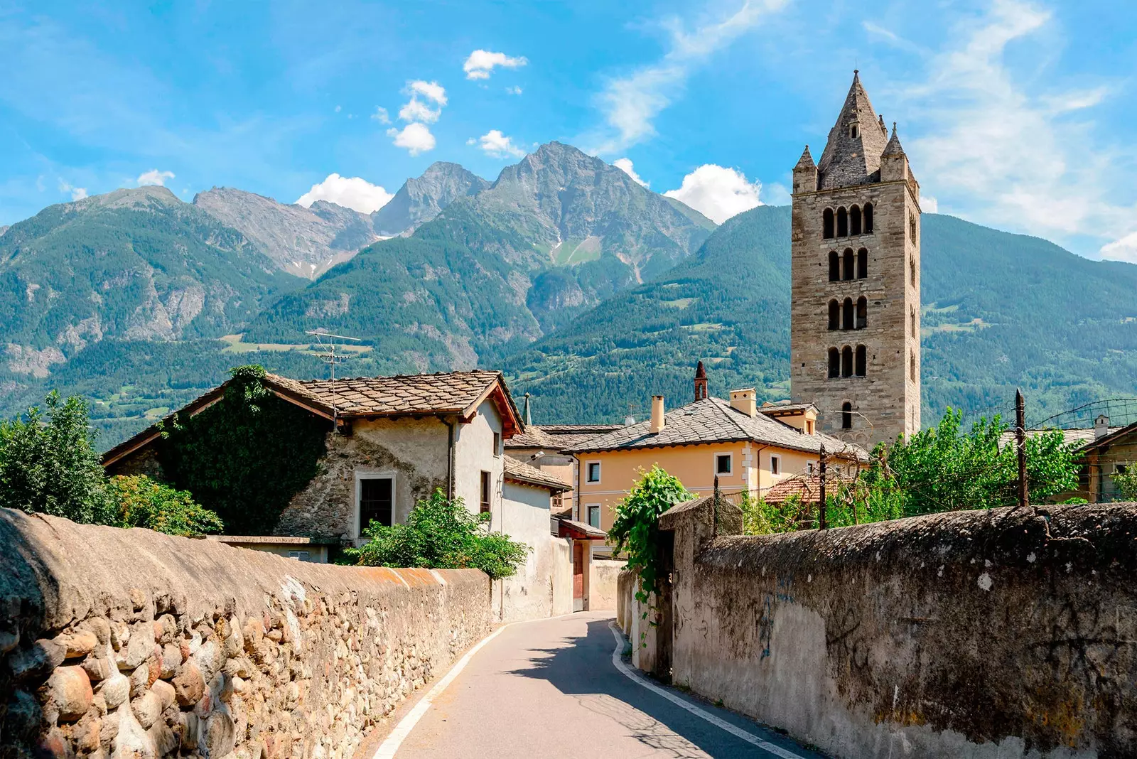 An séipéal a fheictear de Sant Orso