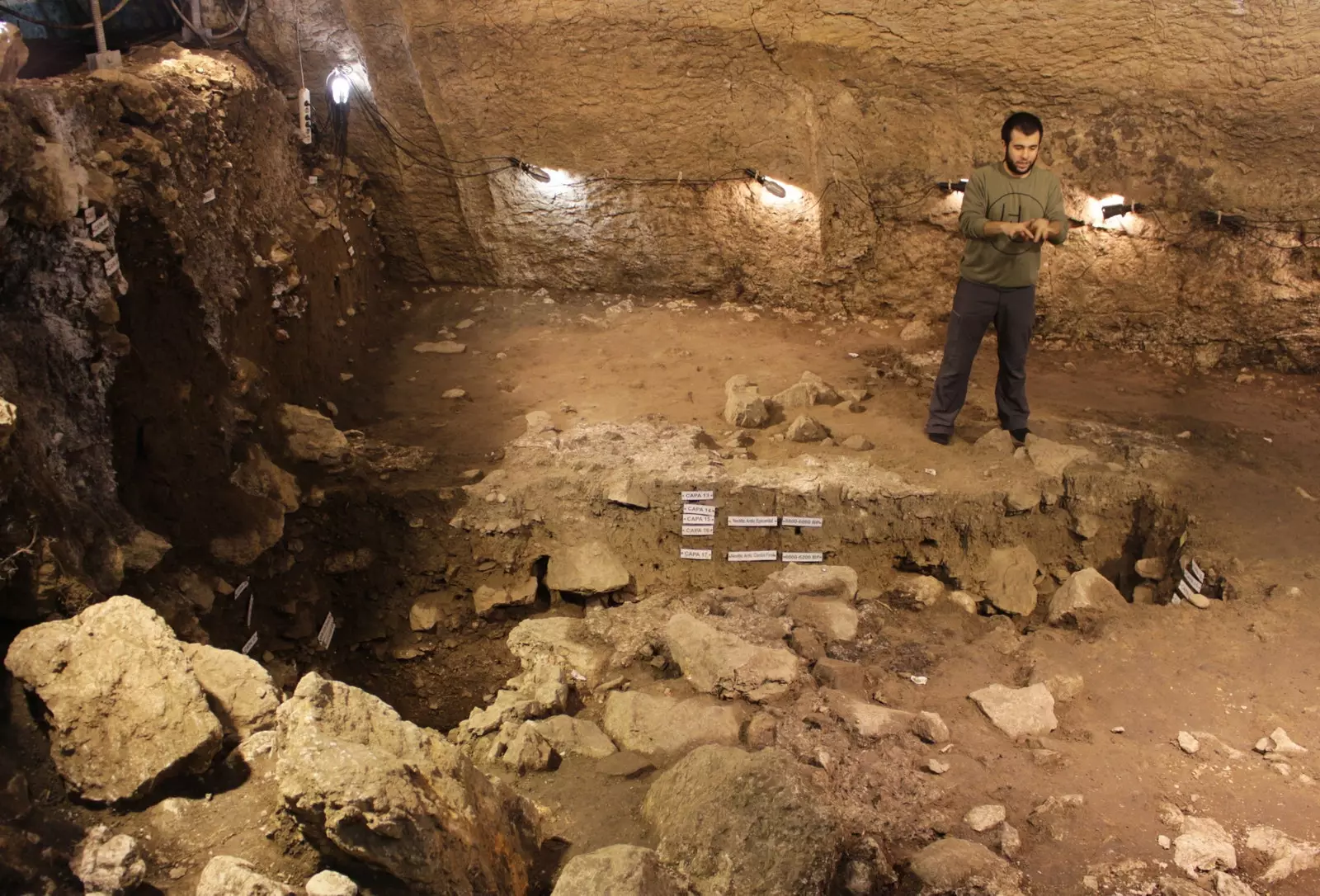 Visita a la cova de Sant Sadurní Begues Barcelona.