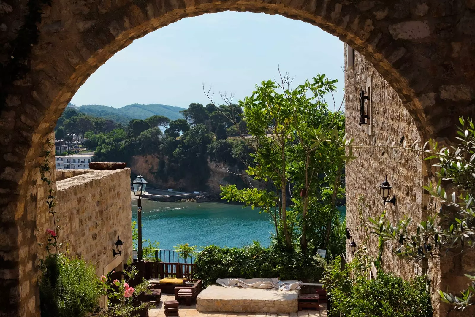 Esquina na bela cidadela de Ulcinj