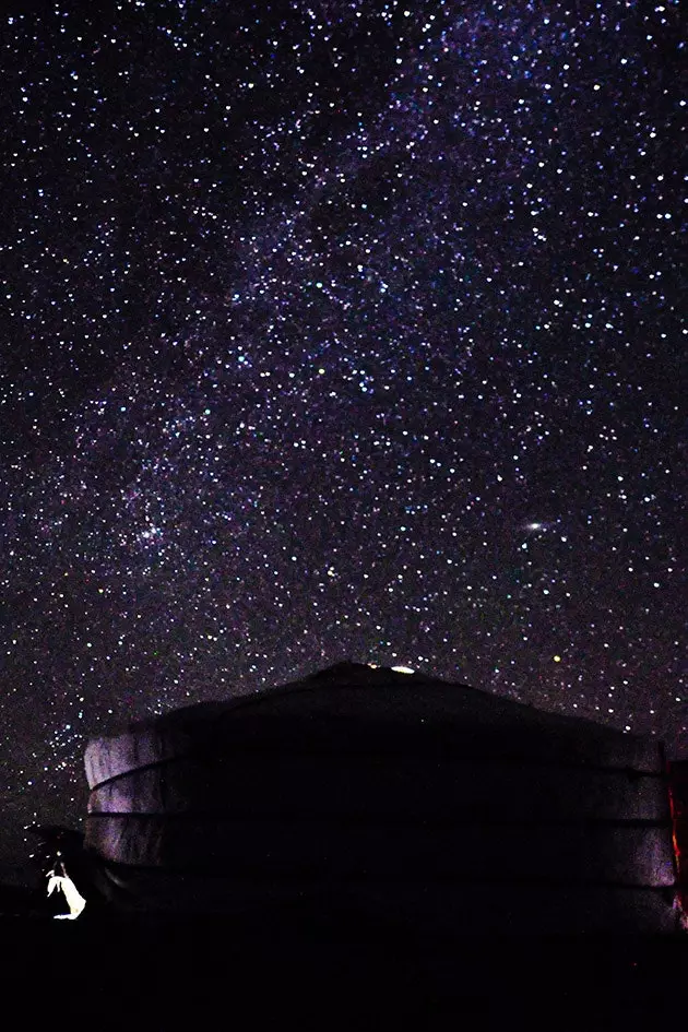 砂漠の夜もそう