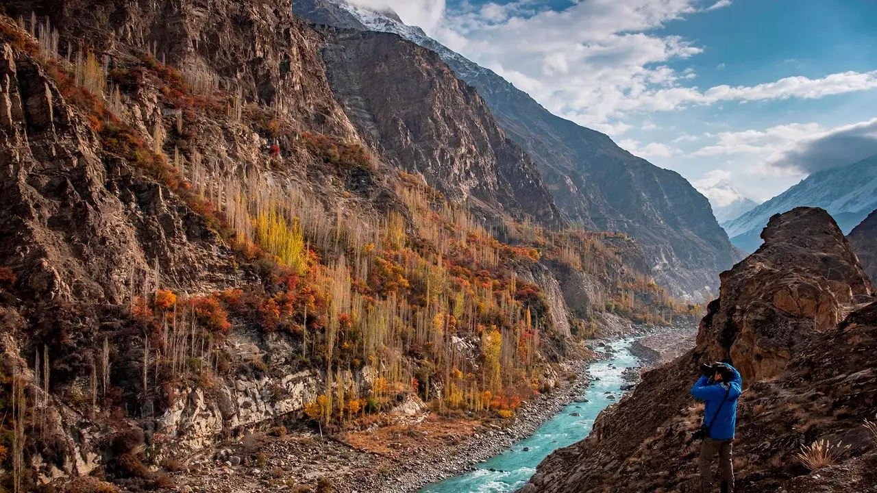 Hunza တောင်ကြားရှိ တောင်တက်သမားများအတွက် လက်စွဲစာအုပ်