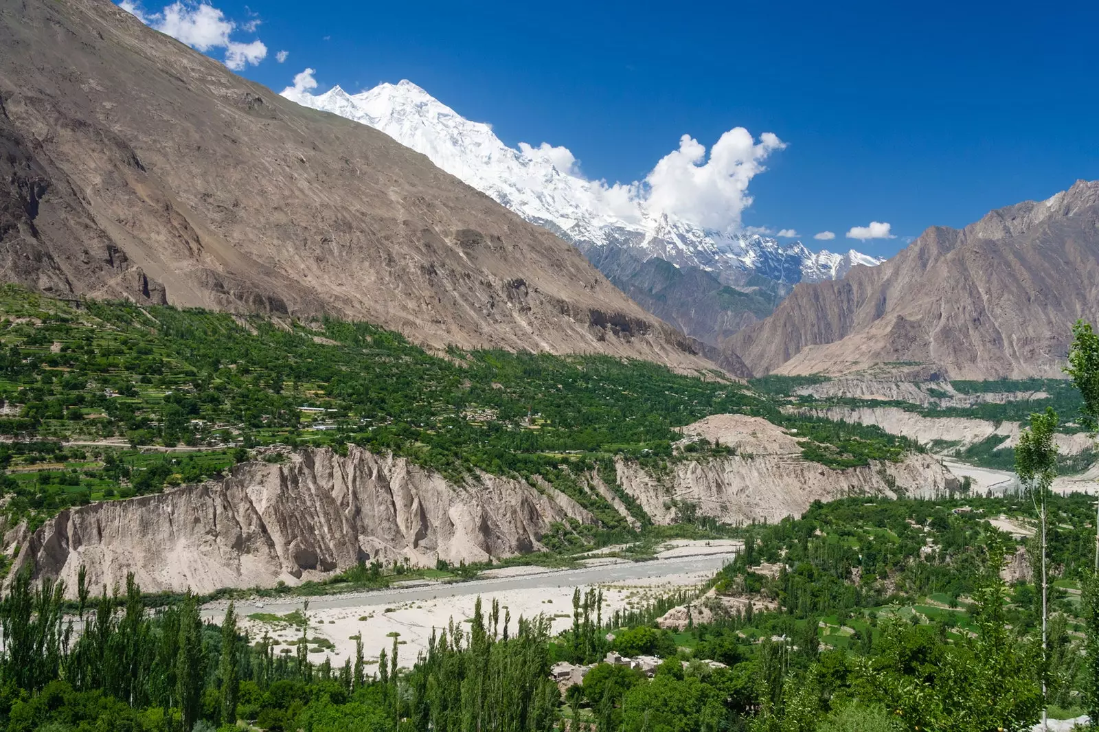 Rakaposhi Mountain och Hunza Valley