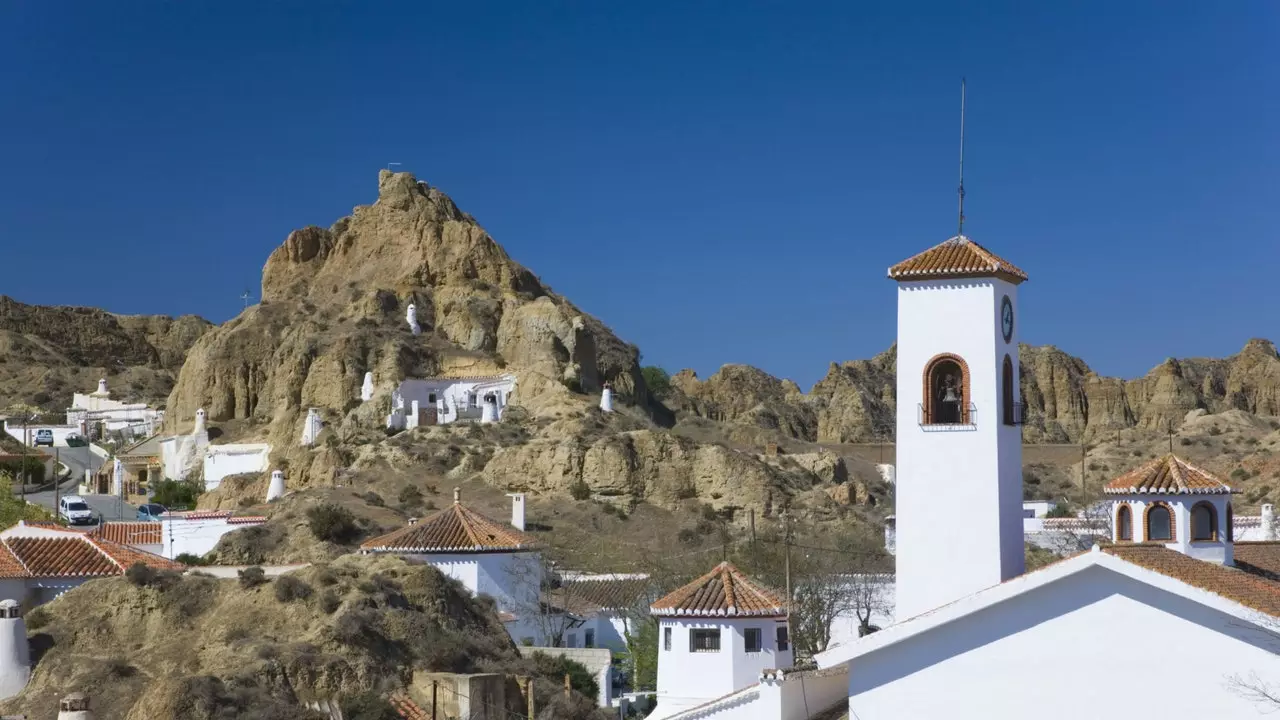 Cinque città per innamorarsi della Granada rurale