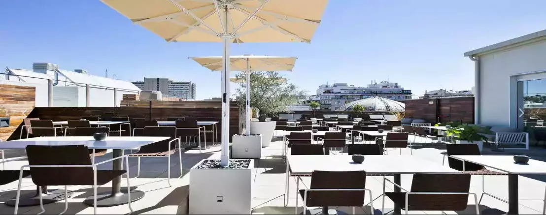 Guests of the The Level area of ​​the Meli Madrid Serrano will have exclusive access to its terrace.