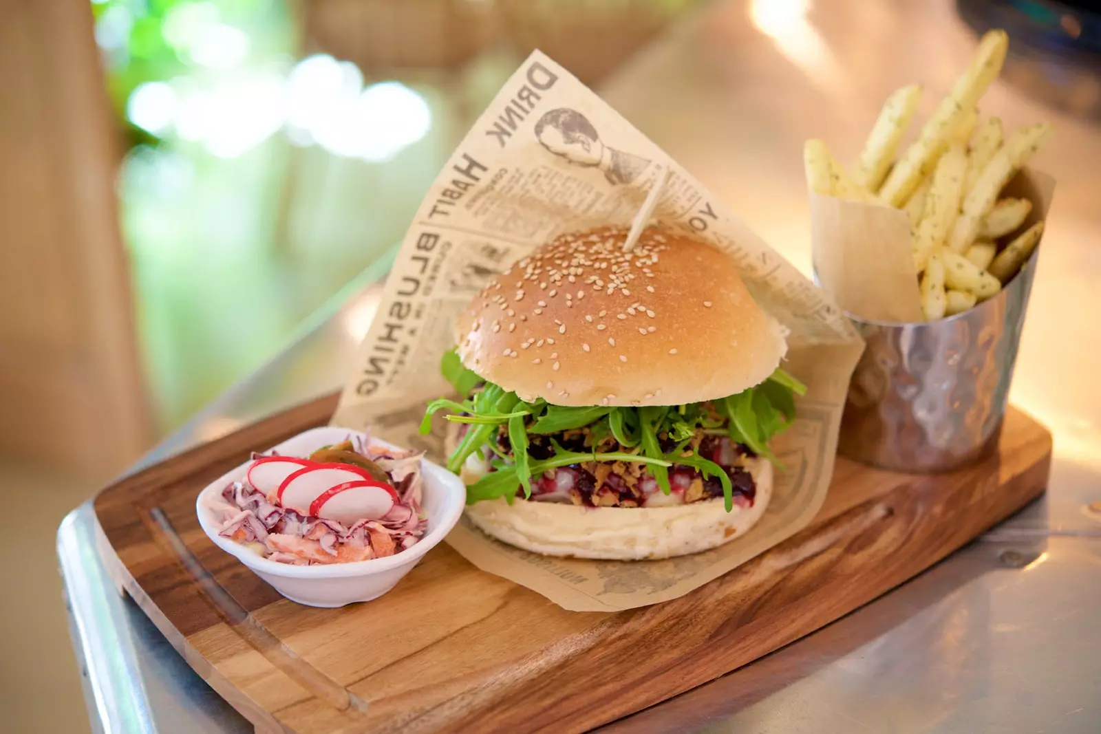 El Canadiense van Bar Galleta gespecialiseerd in hamburgers