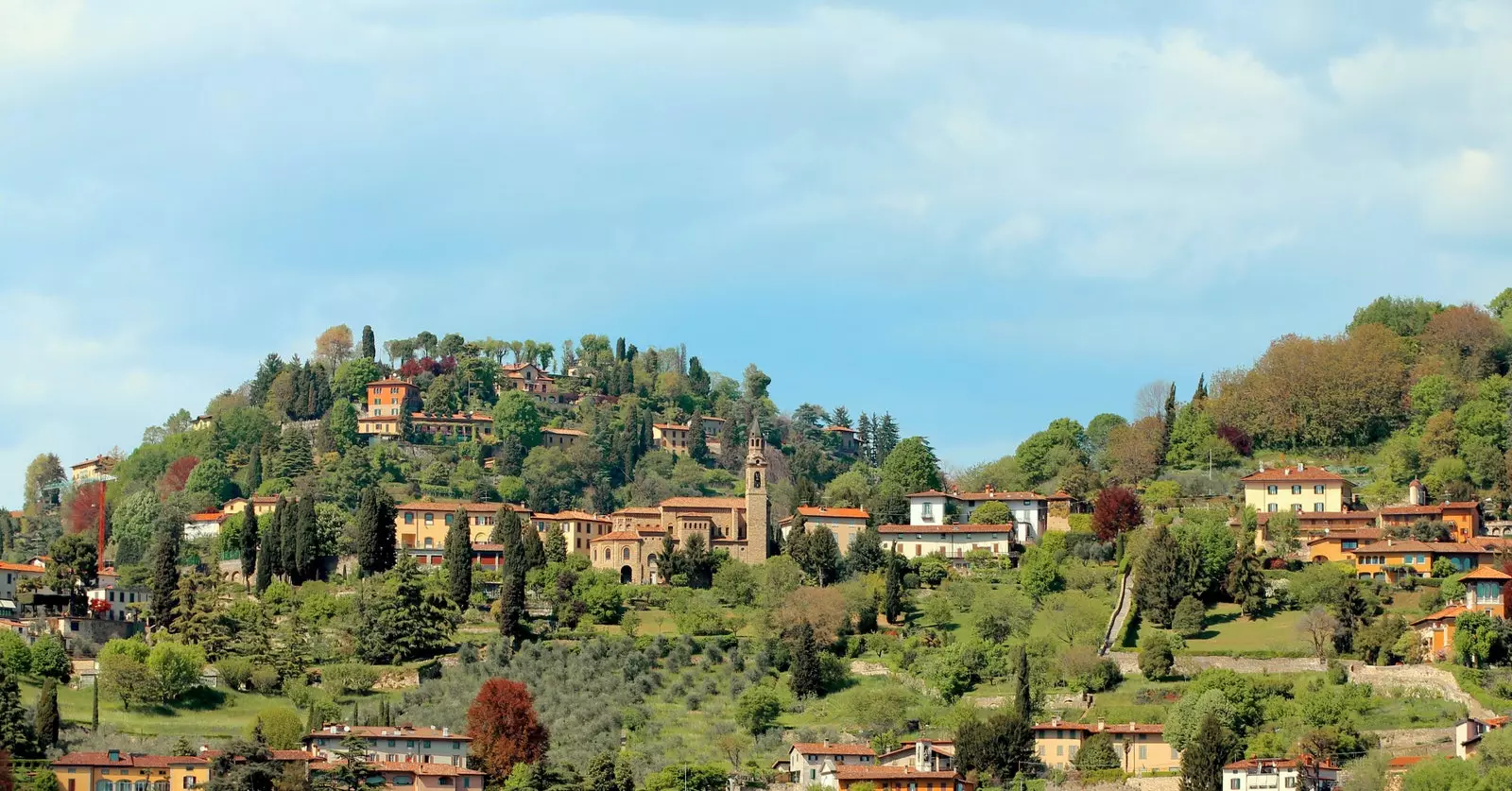 Pemandangan Brigamo mengutip permata rahasia dari Italia.