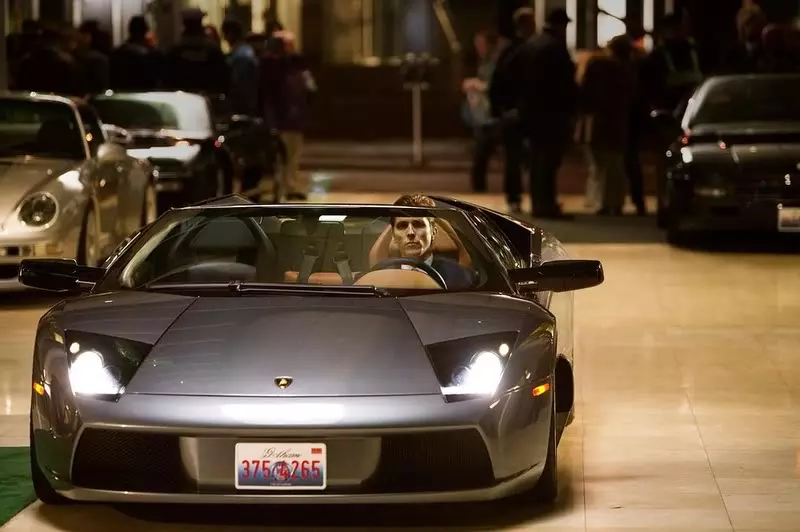 بروس واين في فيلمه Lambo