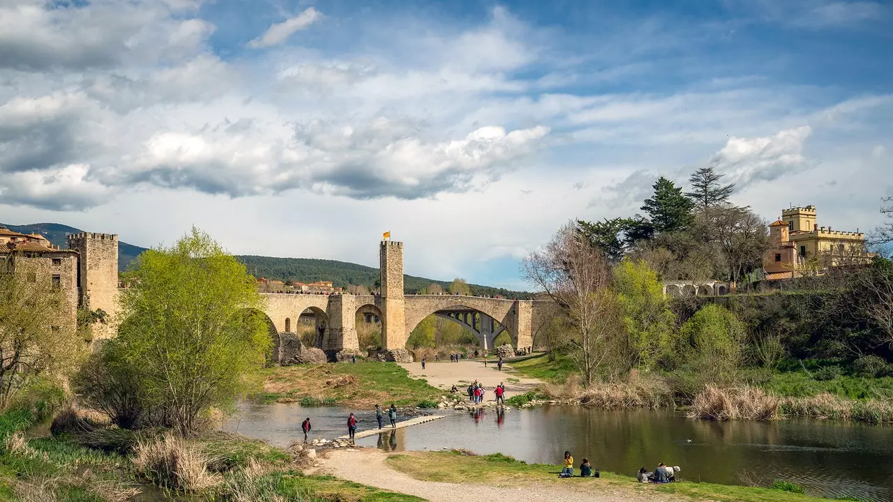 Veien er vår: en tur gjennom La Garrotxa