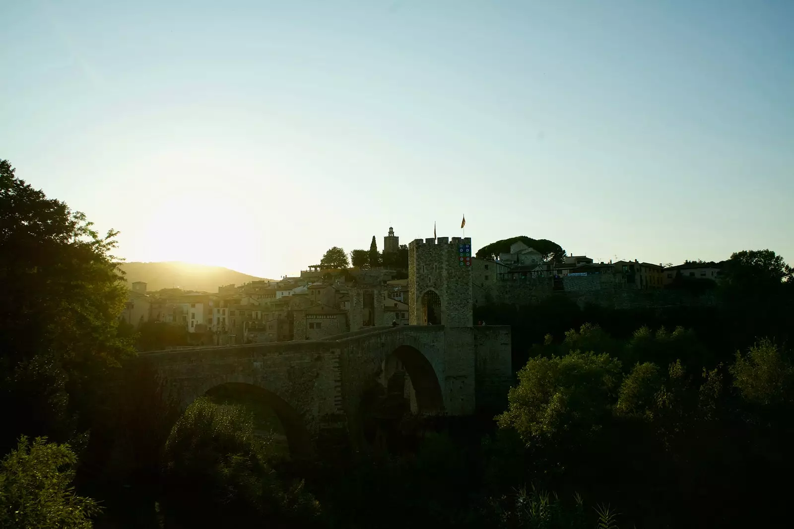 Besalú permata Abad Pertengahan