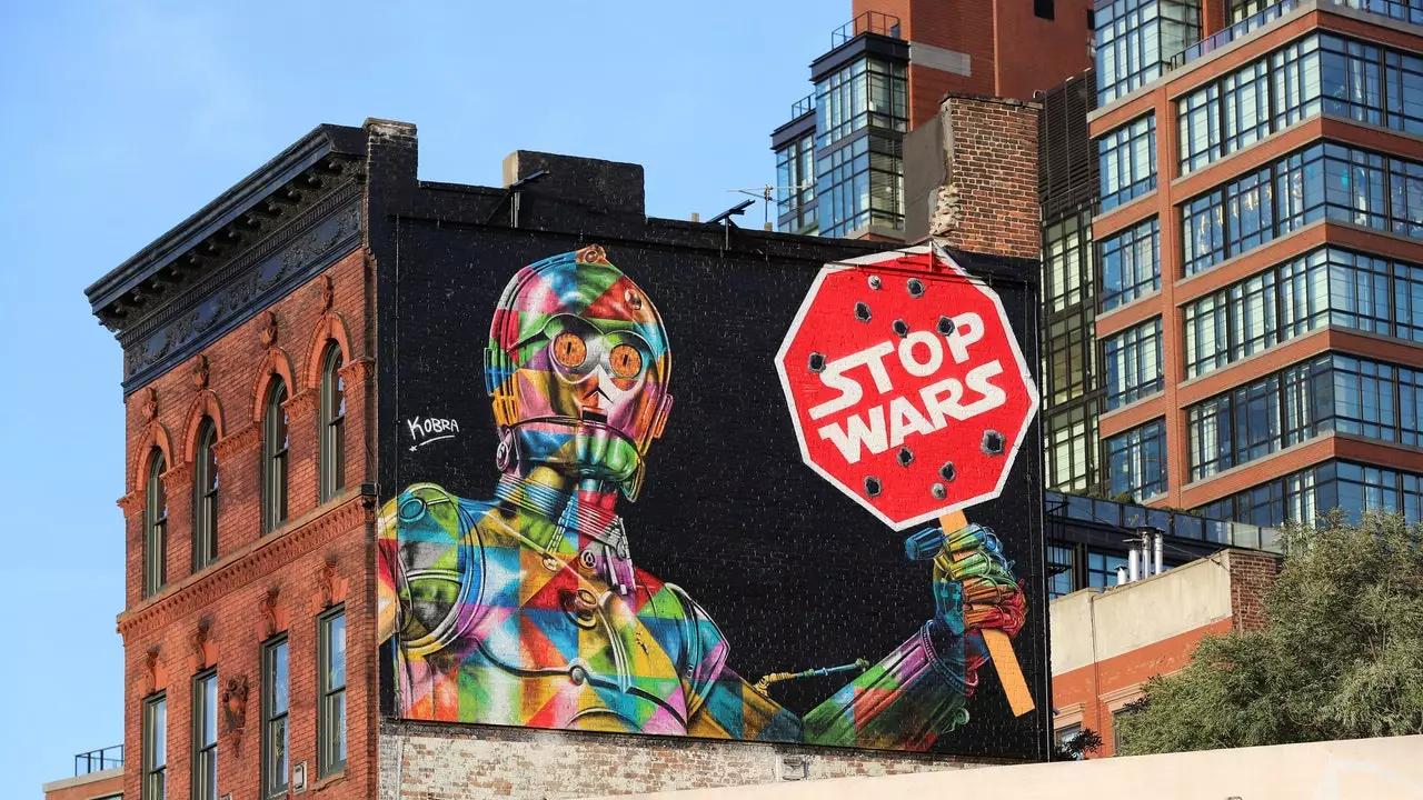 Graffiti listamaðurinn Kobra setur mark sitt á New York