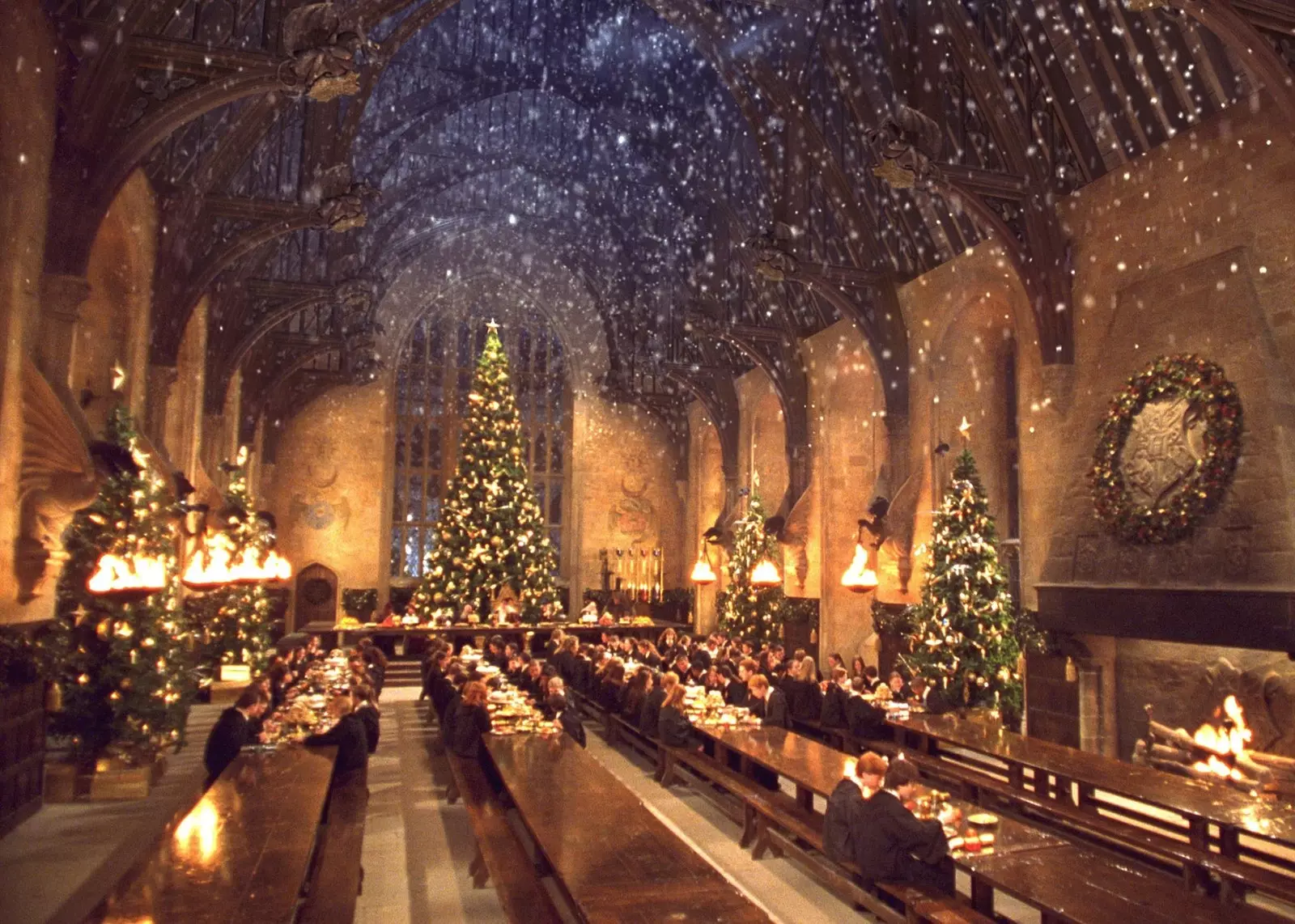 Hogwarts Great Hall reopens for Christmas Dinner. Do not stay without a ticket