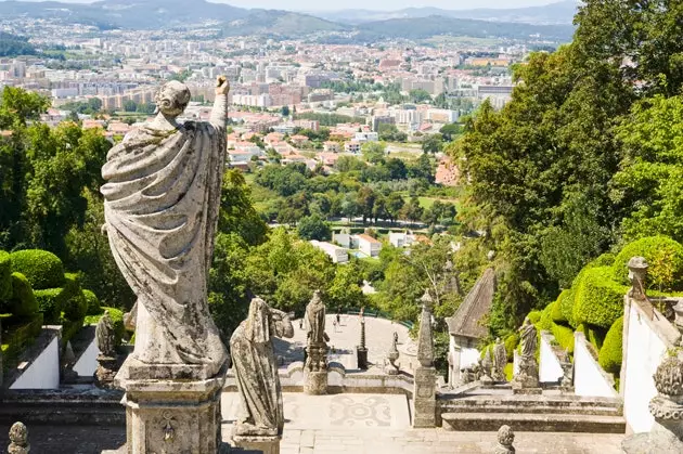 Braga nga maja e 5070 shkallëve të shenjtërores së saj