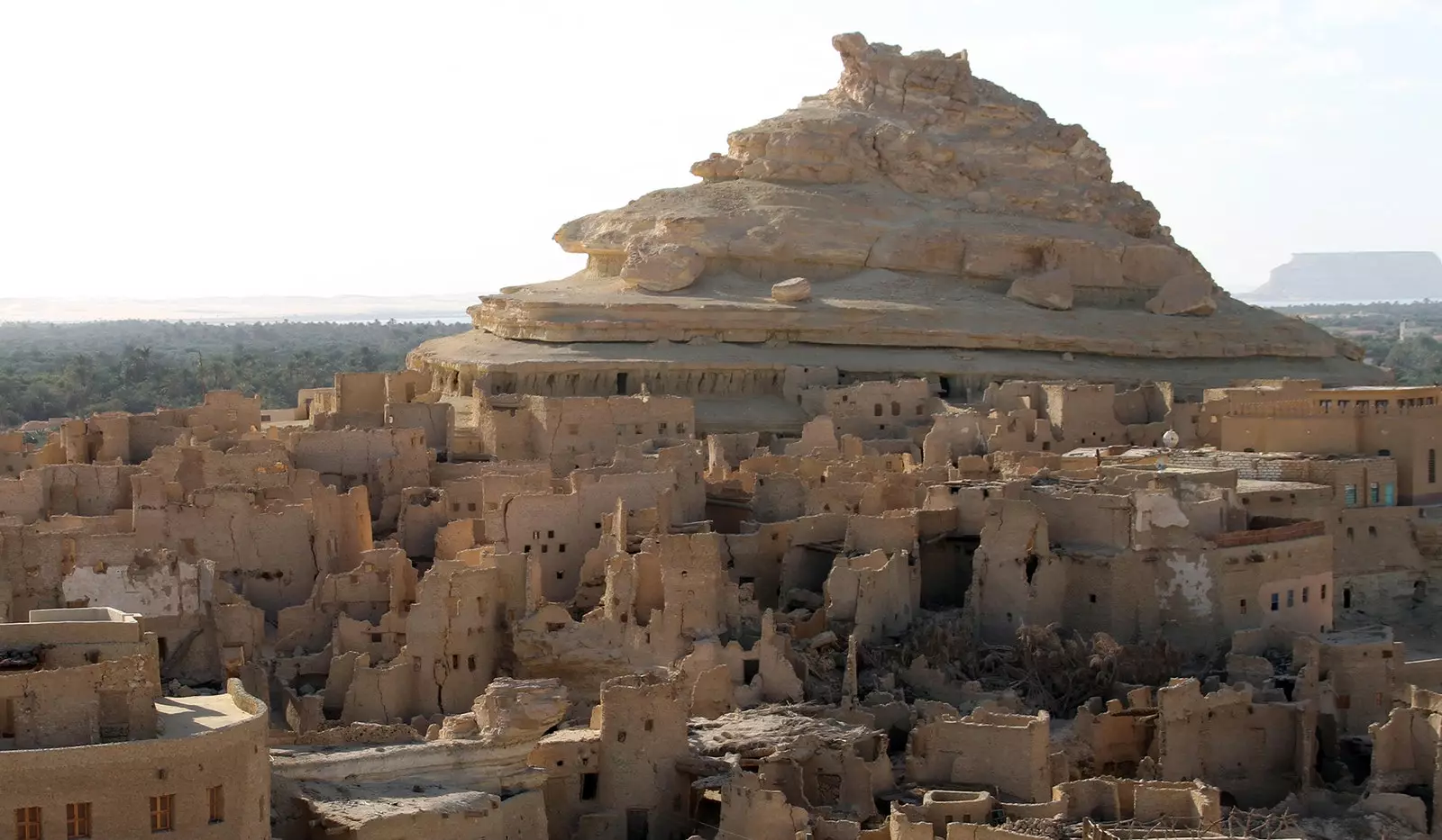 Siwa oasis Mesir yang dilupakan di pintu Libya