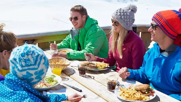 Das beste Après-Ski in Spanien, dazu die reichhaltigen alpinen Tapas!