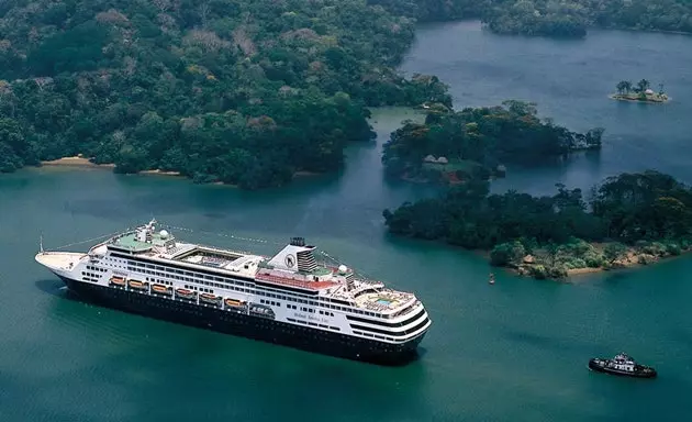 Veendam est un navire Holland America Line