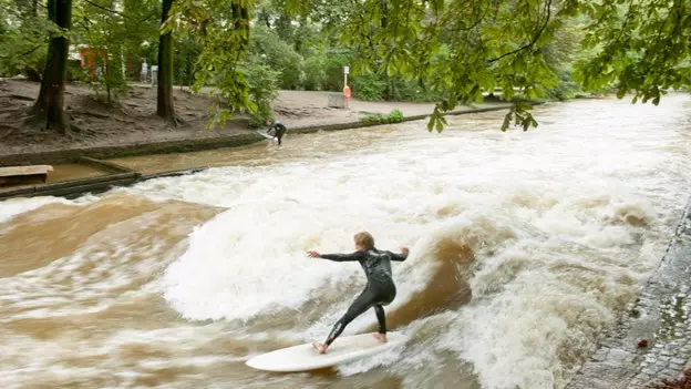 Surfing in Munich between beers and football