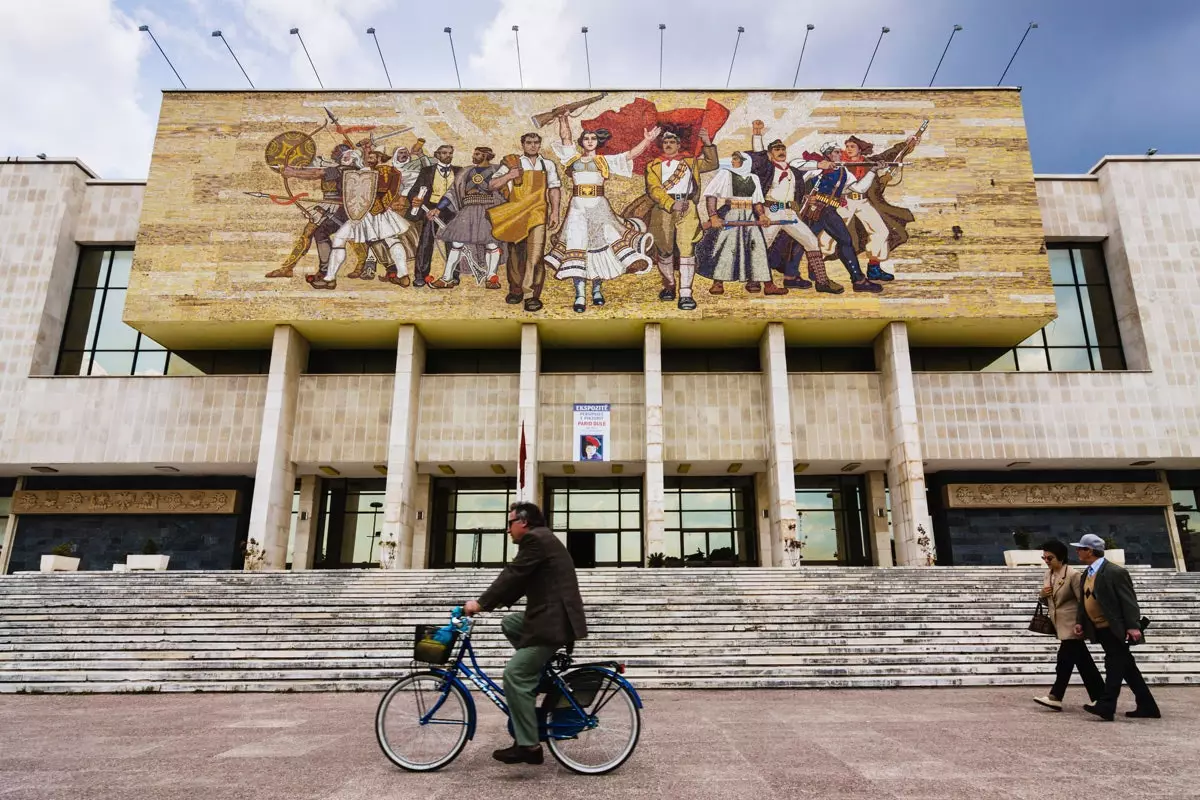 Muzium Sejarah Negara Tirana