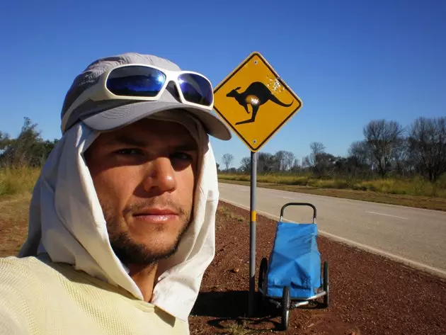 Zu Fouss duerch Australien reesen war ee vun den haardsten awer och déi stimuléierendst Deeler vum Ignacio senger Aventure.