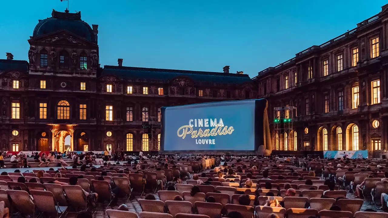 Open-air cinema days return at the Louvre