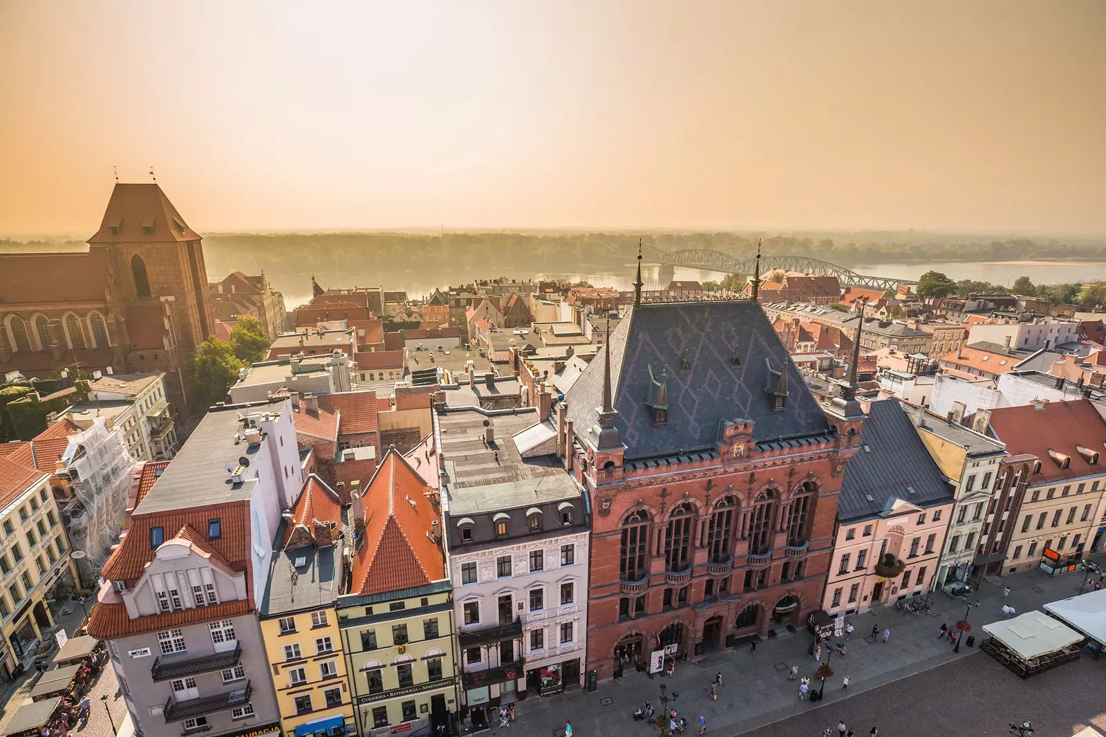 Torun den polska staden som berättas med legender