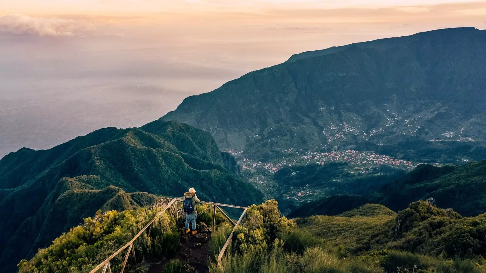 Madeira hap kufijtë më 1 korrik