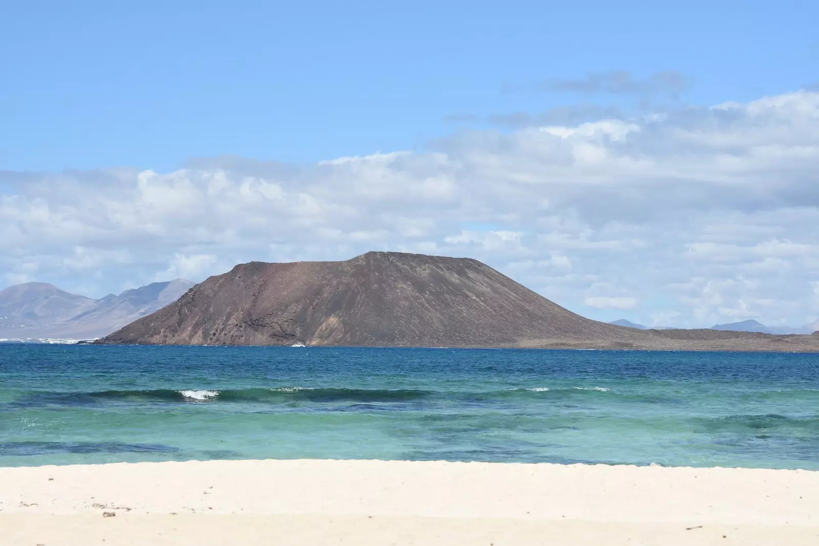 オオカミの島