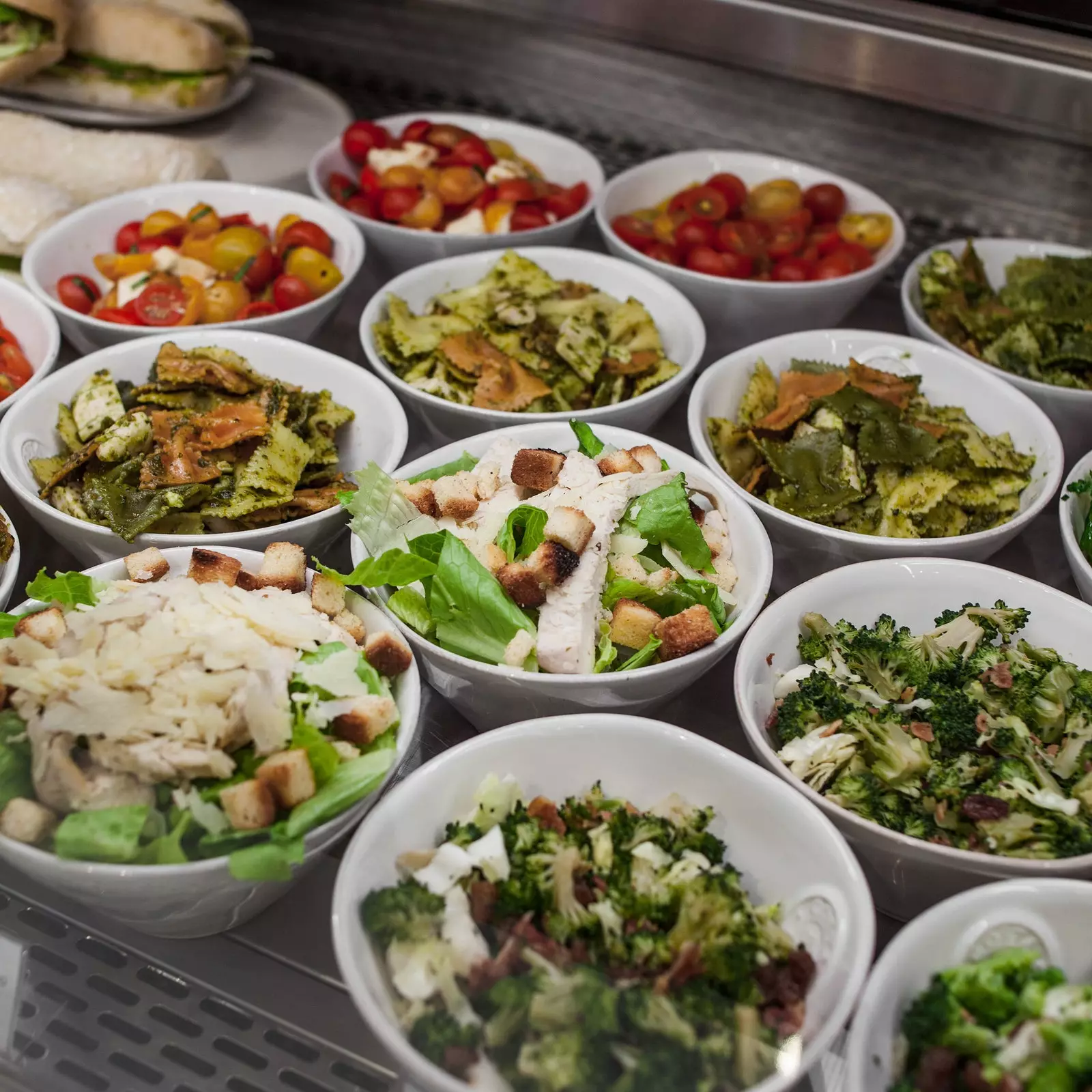 Salads take away or to take at Maison Kayser