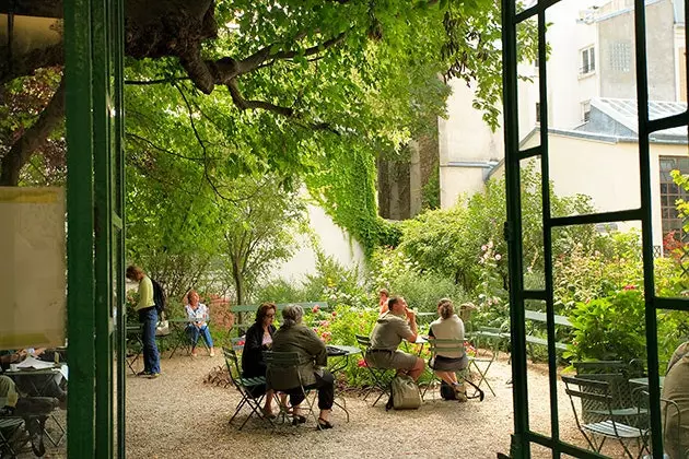 Der Garten des Museums des romantischen Lebens