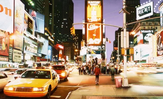 trânsito na Times Square