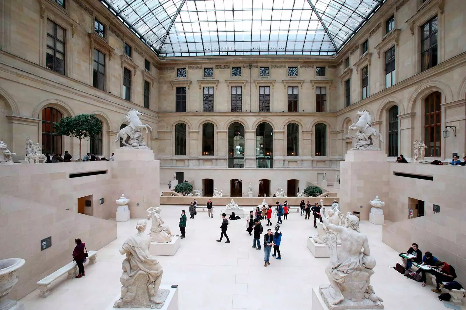 Louvre museum