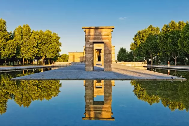 Debod ibodatxonasi