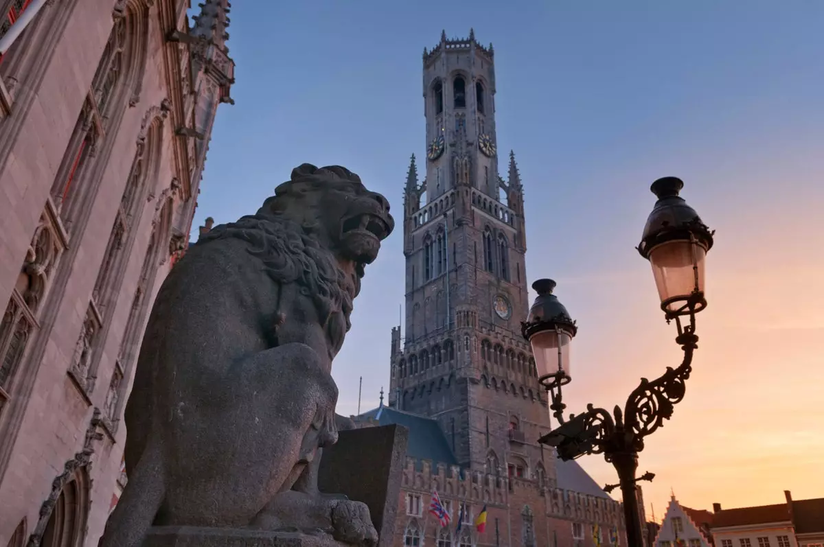 48 Stonnen zu Bruges