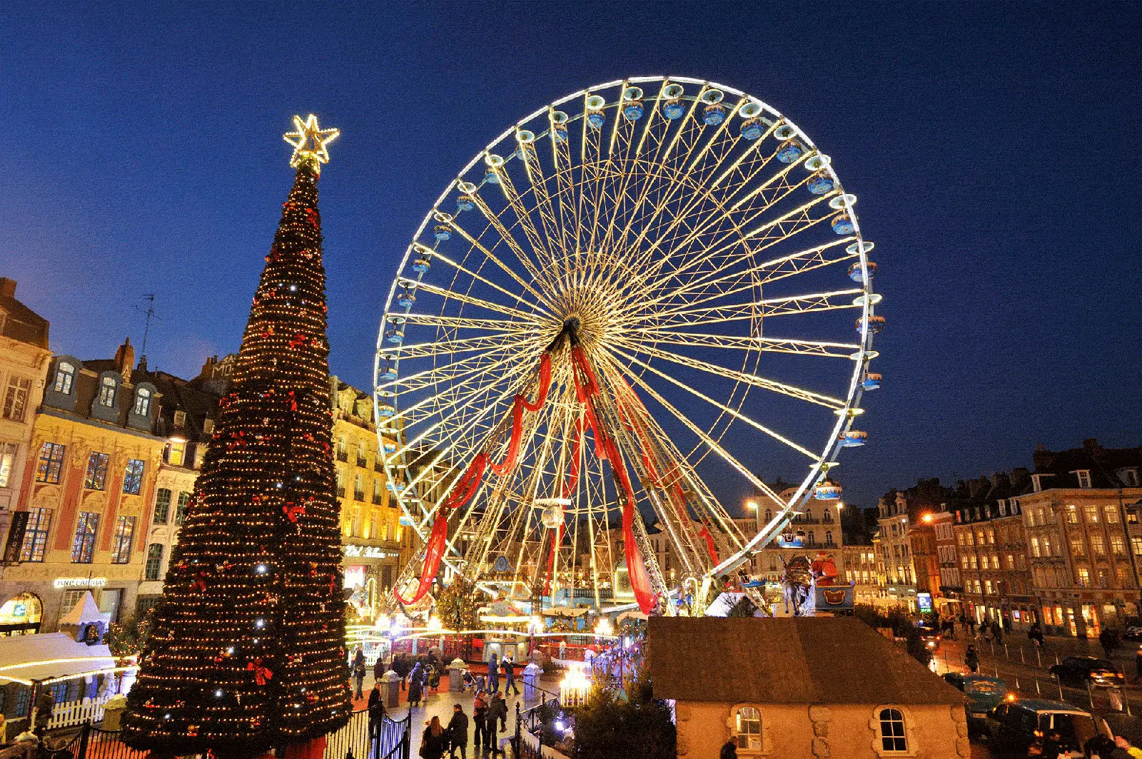 Place Charles de Gaulle en zijn mythische wereldreis