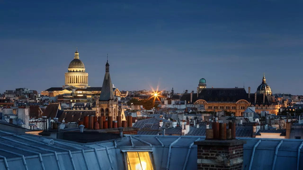 La Nuit au Panthéon: öö Pariisis Panthéonis laternate ja ajaloo vahel