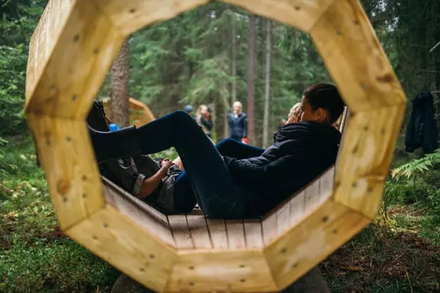 Schlafen Sie mitten in der Natur, initiieren Sie Erlebnisse, wo es sie gibt