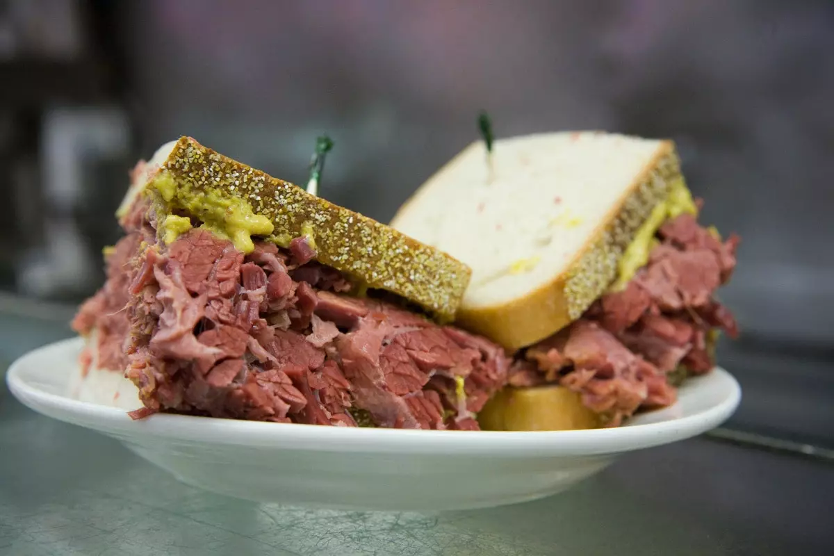 Katz's Pastrami սենդվիչ