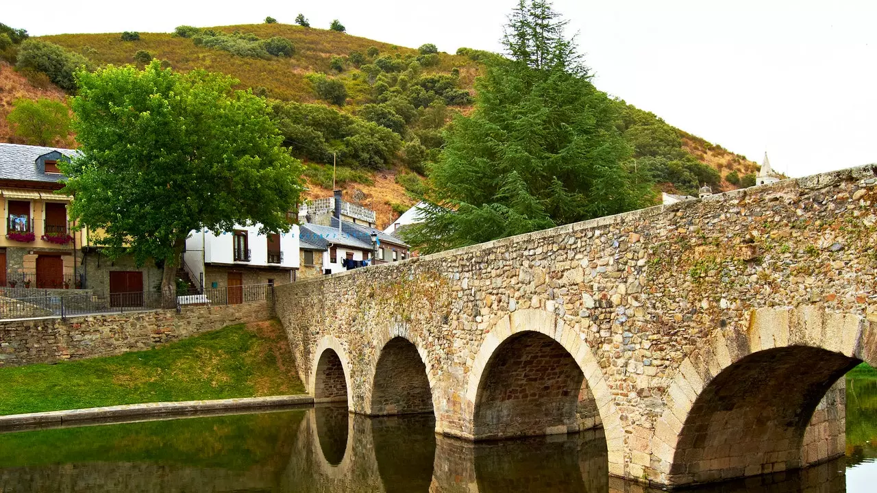 Camino de Santiago의 아름다운 Bercian 정류장, Molinaseca