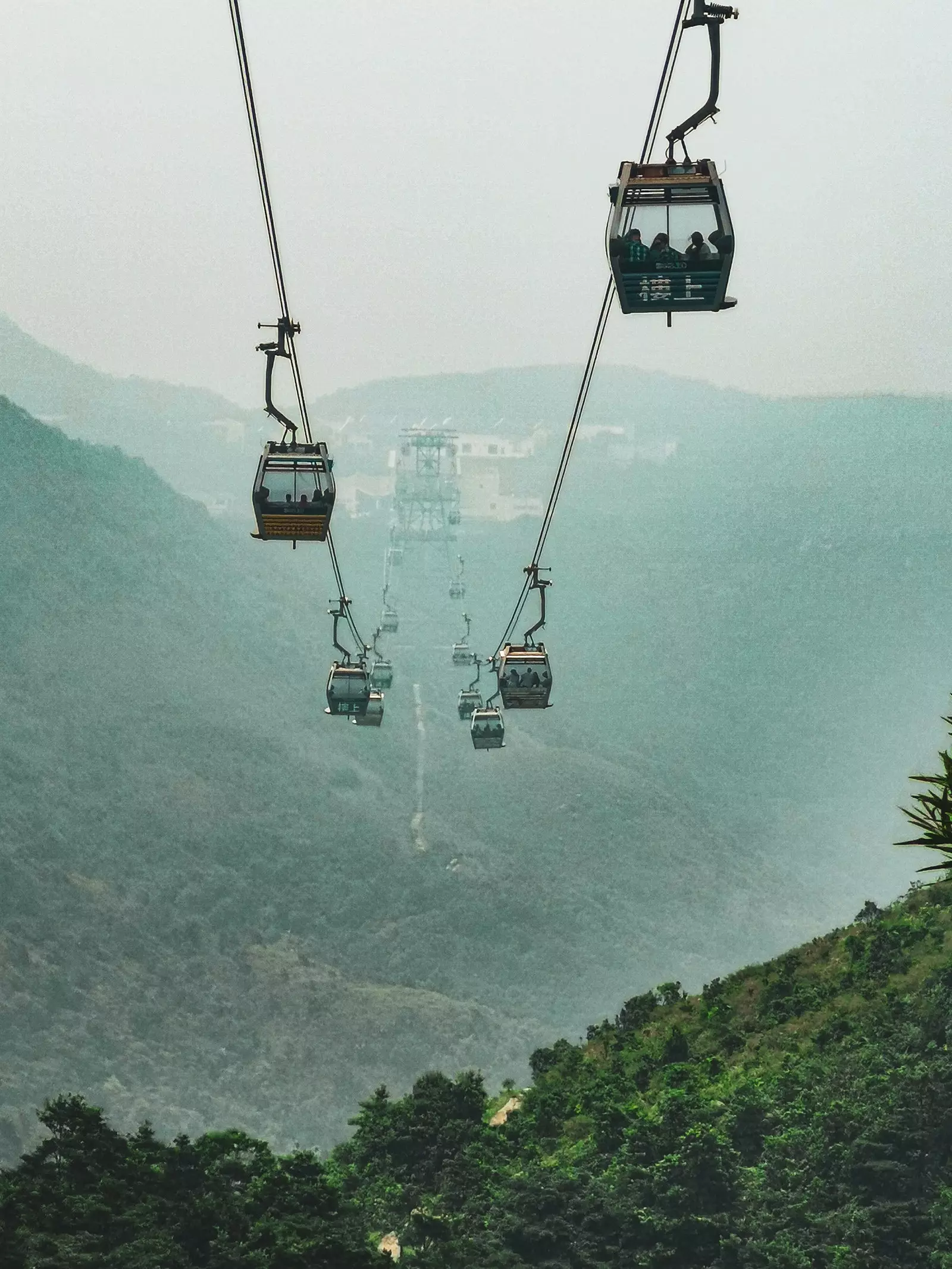 Il-mixja ta' Lantau lejn il-Glorja