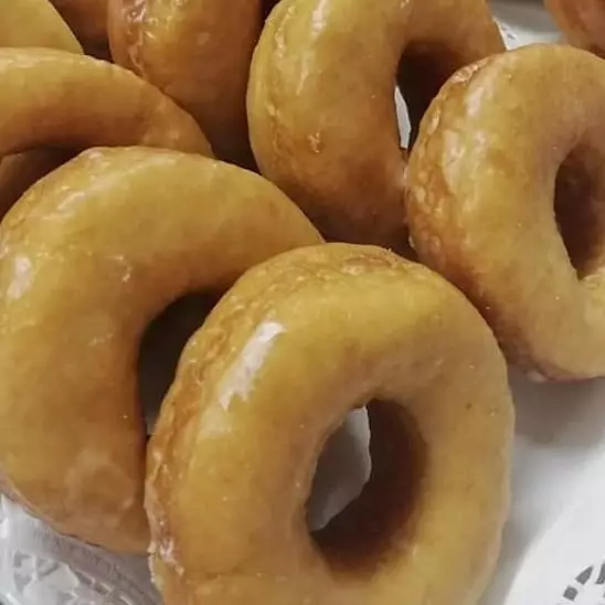 This is how appetizing Isacel gluten-free and lactose-free donuts look