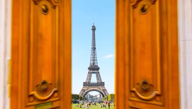 Bonjour Paris видео заснемане