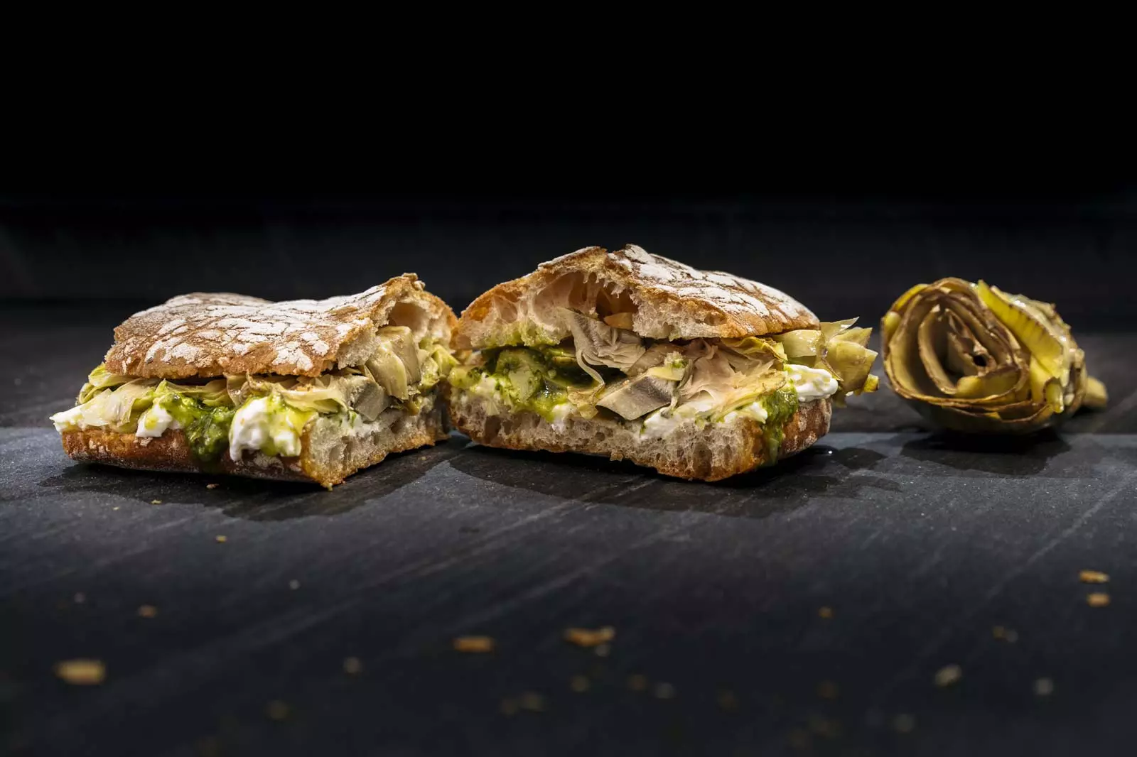 Des produits frais pour un sandwich sans miettes et avec force