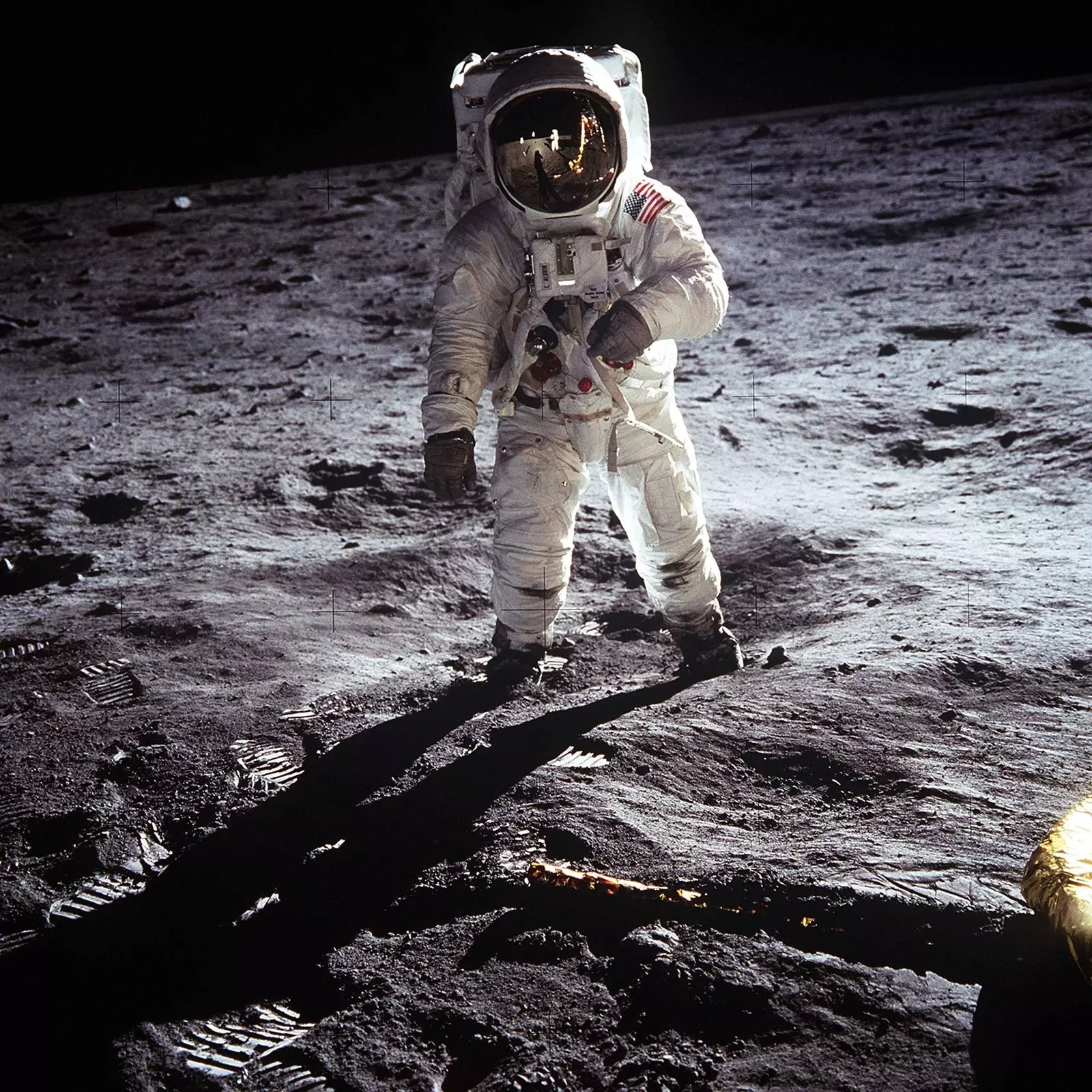 Buzz Aldrin um Mound