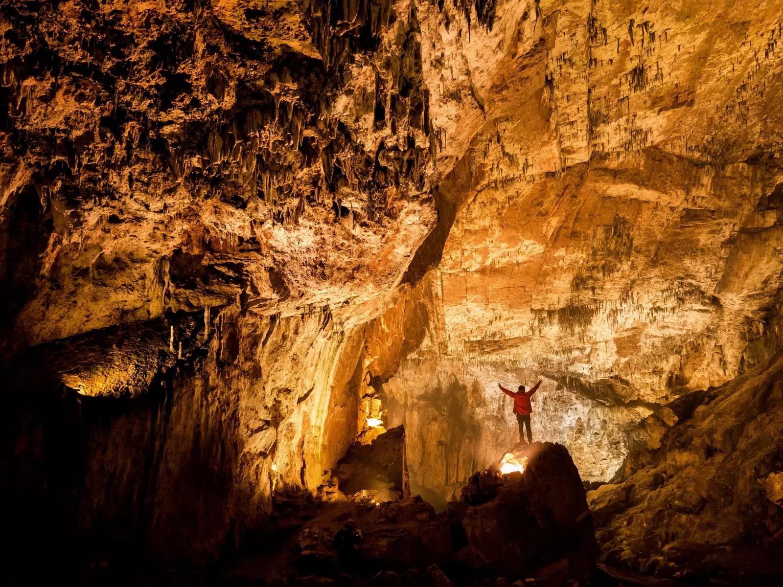 Interior of the Valporquero Caves in León.