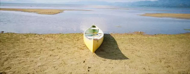 Sebuah perahu untuk mengunjungi Tahoe