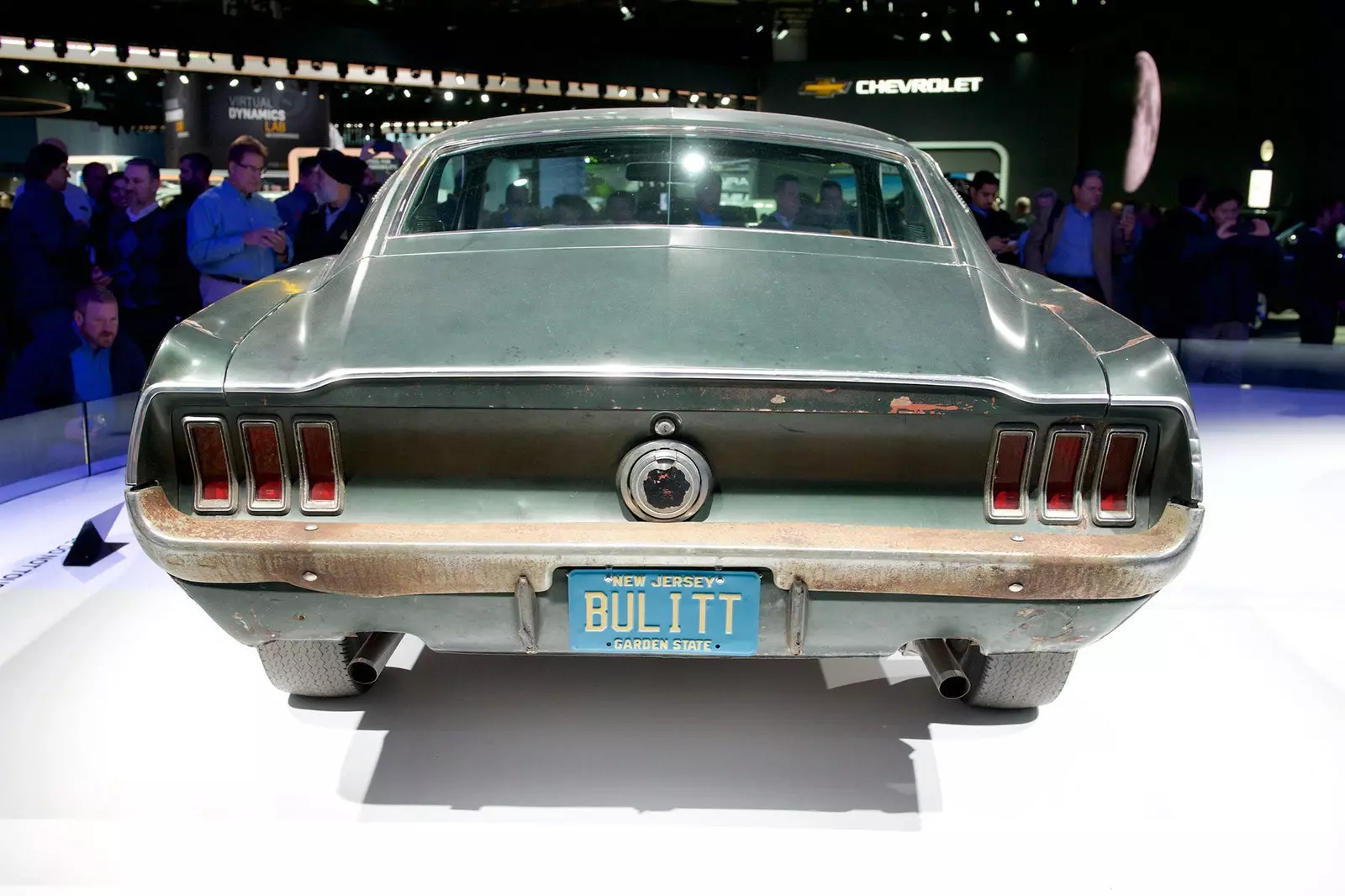 Ford Mustang Bullitt სტივ მაკქუინის მანქანის რეინკარნაცია