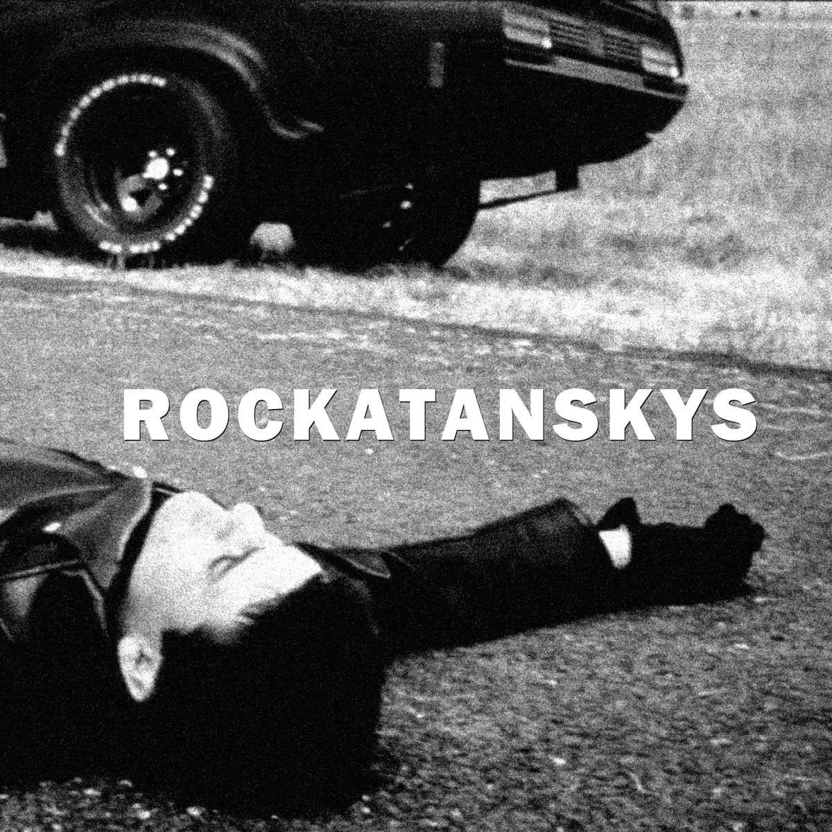 Aftan á V8 Interceptor birtist á forsíðu hljómsveitarinnar The Rockatanskys sem gefin er út af Jarama Records.