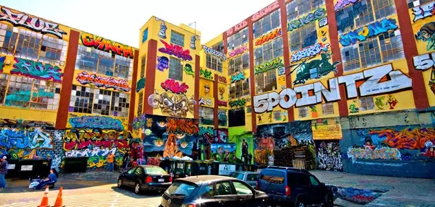 5Pointz je newyorška meka grafitov