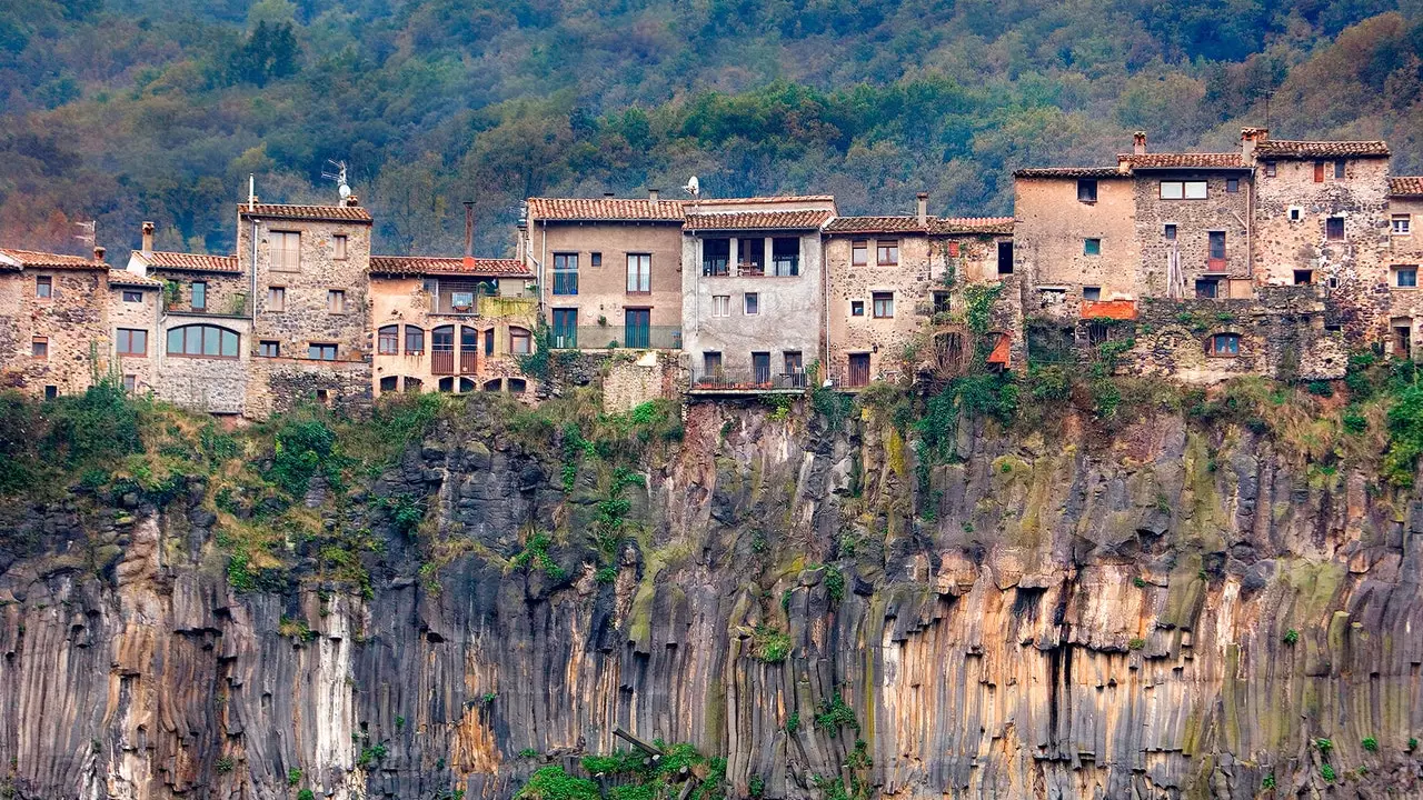 Toroq sekondarji: rotta mill-provinċji ta' Barċellona u Girona